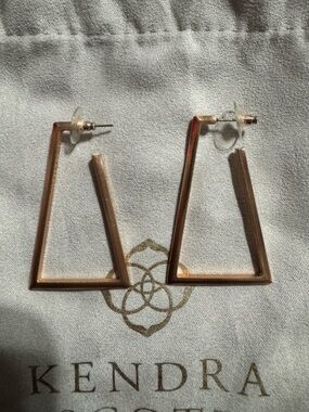 Kendra Scott Easton Hoop Earrings